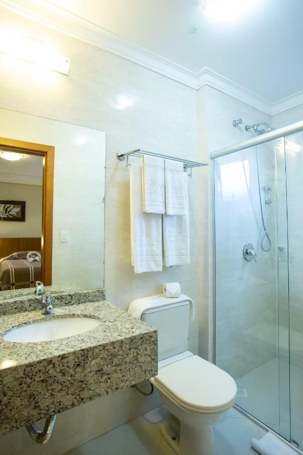 Barbur Center Hotel Ponta Grossa  Eksteriør billede